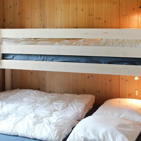 Awesome Home In Blavand With Sauna *